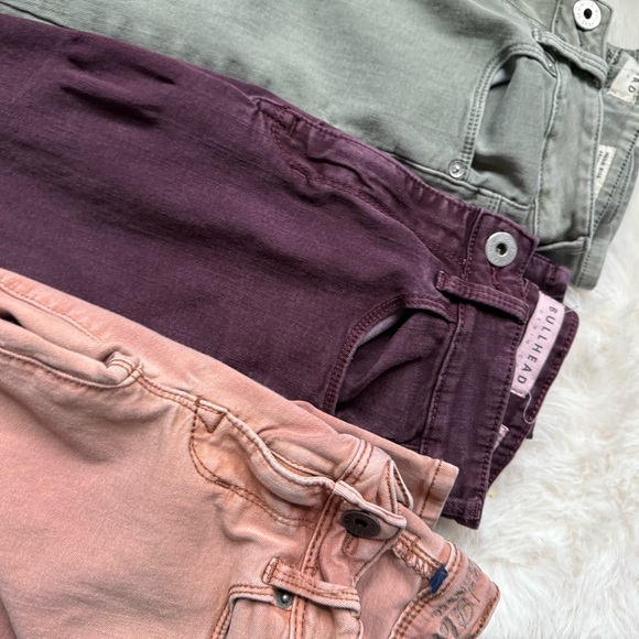 Set of Four Colored Jeans - Picture 3 of 13